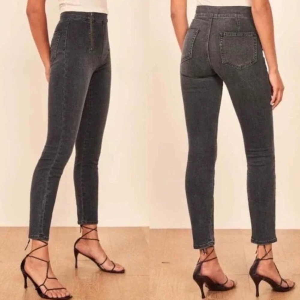 Reformation Krista High and Skinny in Avalon Washes Black.‎